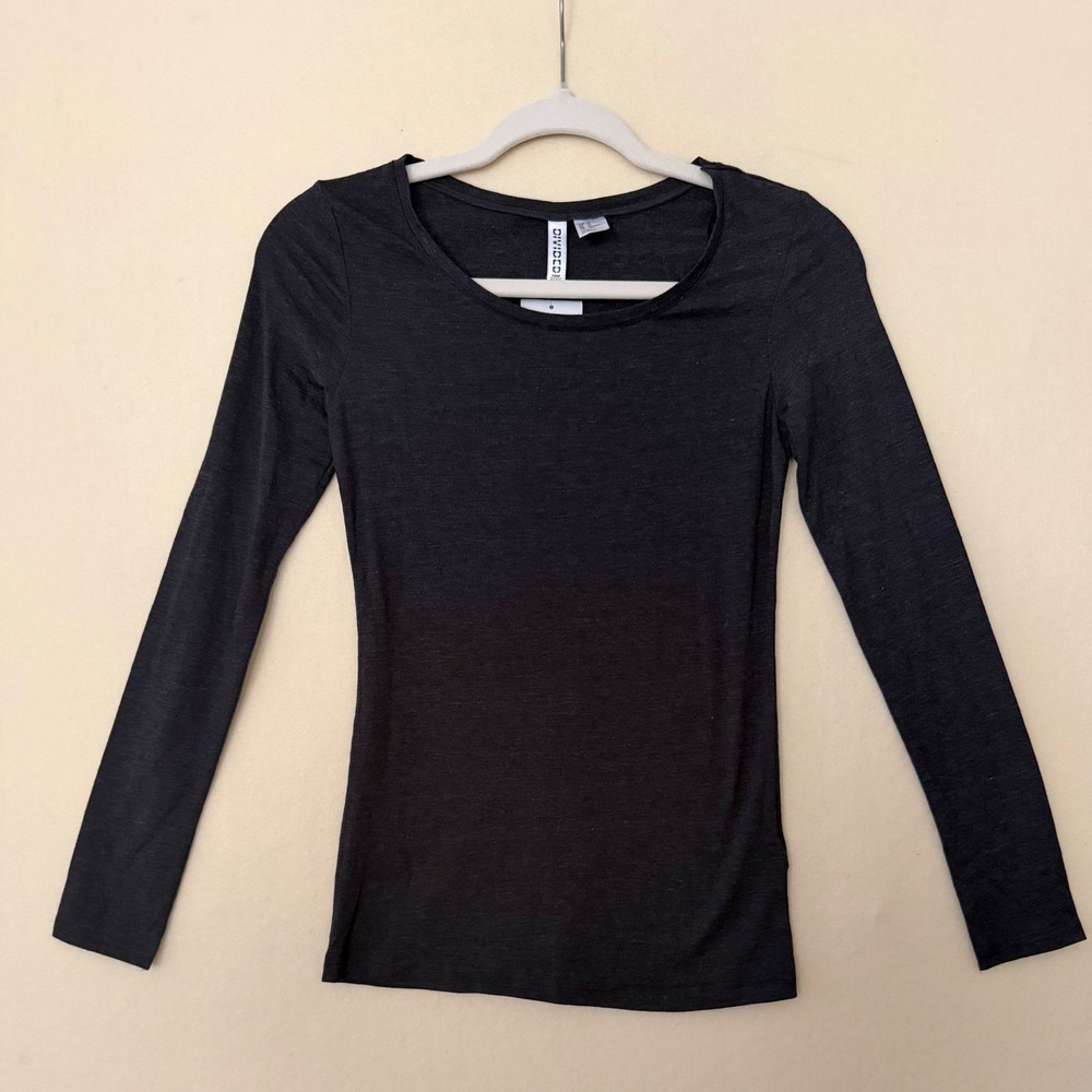 H&M Divided Basic Long Sleeve Scoop Neck Top Charcoal Gray XS 0189629 8